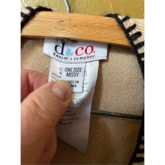 D & Co. Denim & Company tan herringbone open poncho cape. - Picture 5 of 7